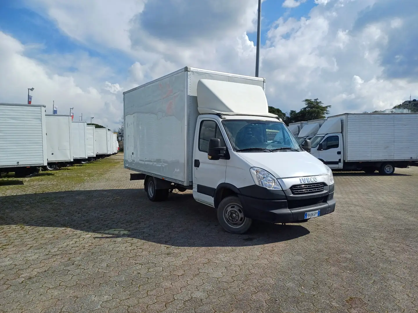 Iveco Daily 35c13 2.3 boxato - 1