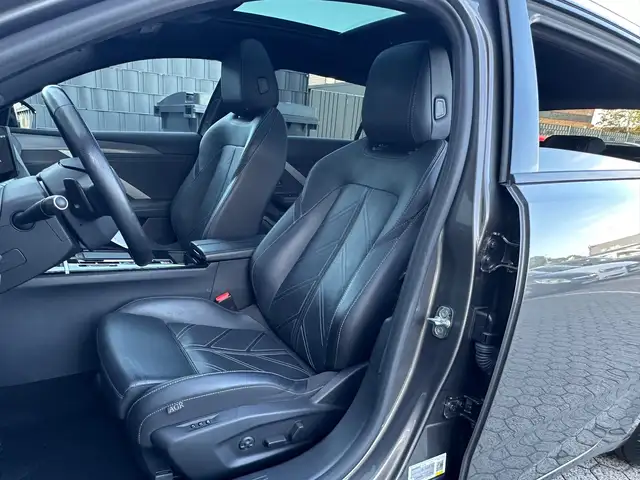 Opel Astra view 11