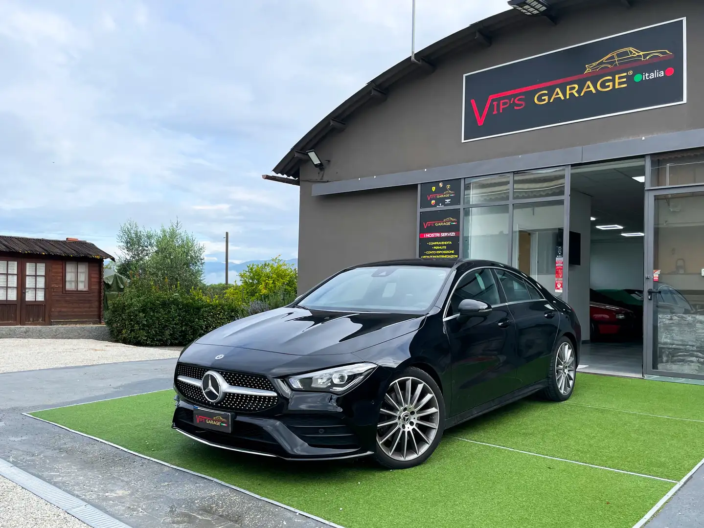 Mercedes-Benz CLA 200 CLA Coupe - C118 Coupe d Premium auto Schwarz - 1