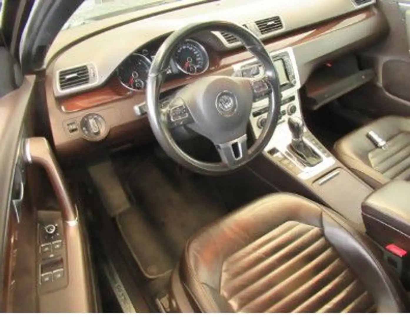 Volkswagen Passat 2.0 TDI DSG 130kW Highline,Kam.Panora,AHK Schwarz - 2