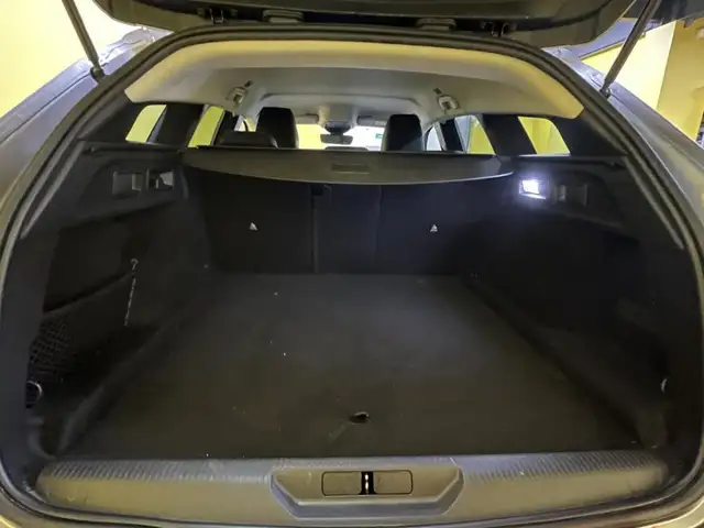 Peugeot 308 view 7