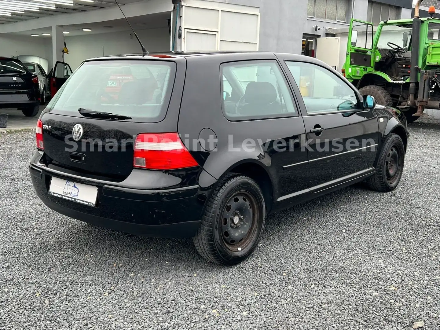 Volkswagen Golf *Golf*1.6*Klima* Чорний - 2