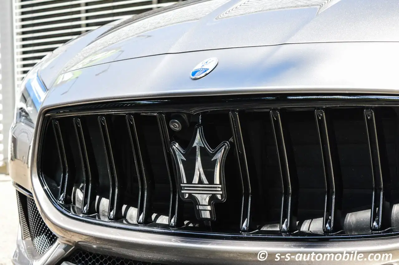 Maserati Quattroporte 2022