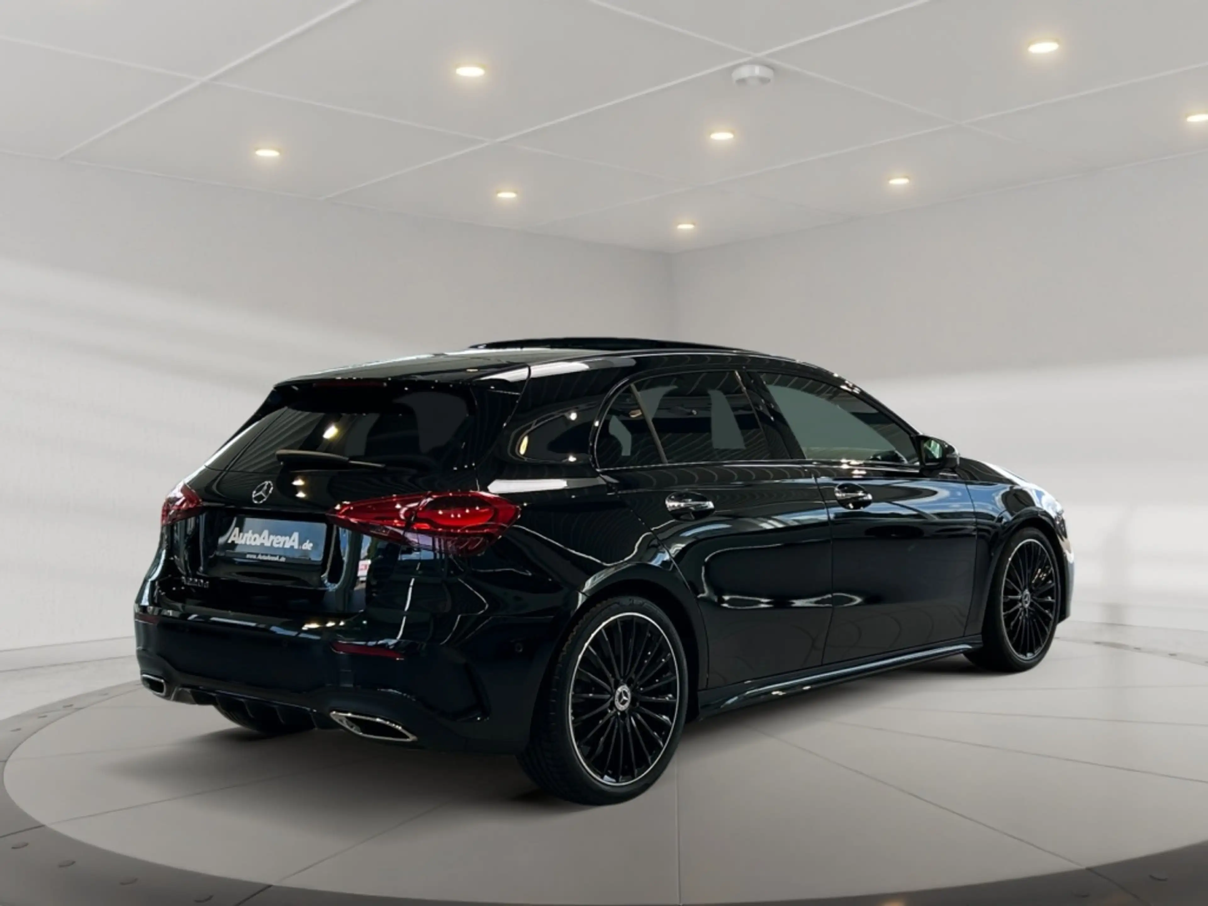 Mercedes-Benz A 220 d AMG AMG+MBUX+MBeam+Night+HUD+Pano+SHD — photo 4