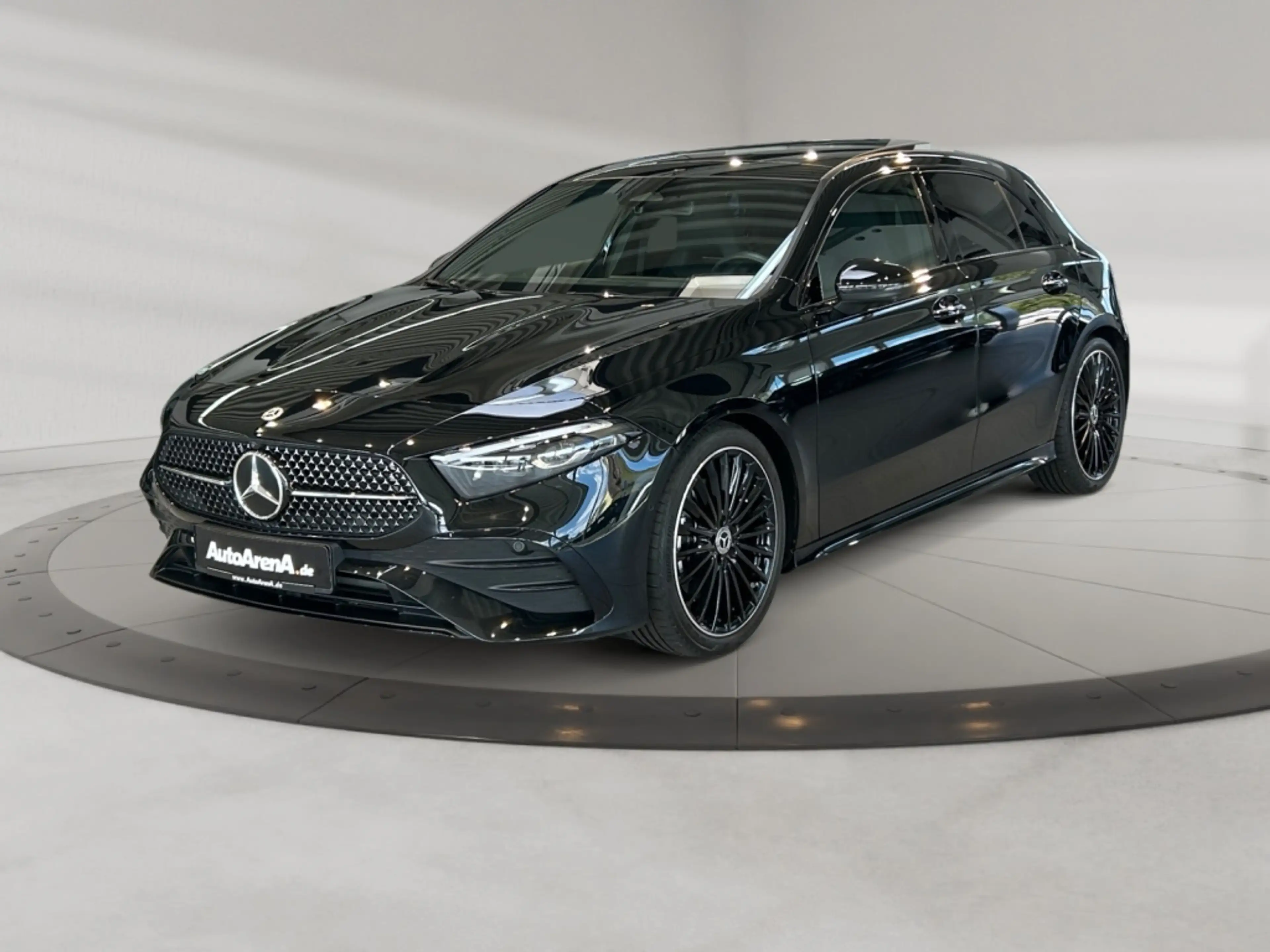 Mercedes-Benz A 220 d AMG AMG+MBUX+MBeam+Night+HUD+Pano+SHD — photo 2