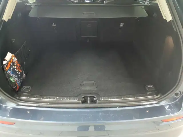 Volvo XC60 view 15