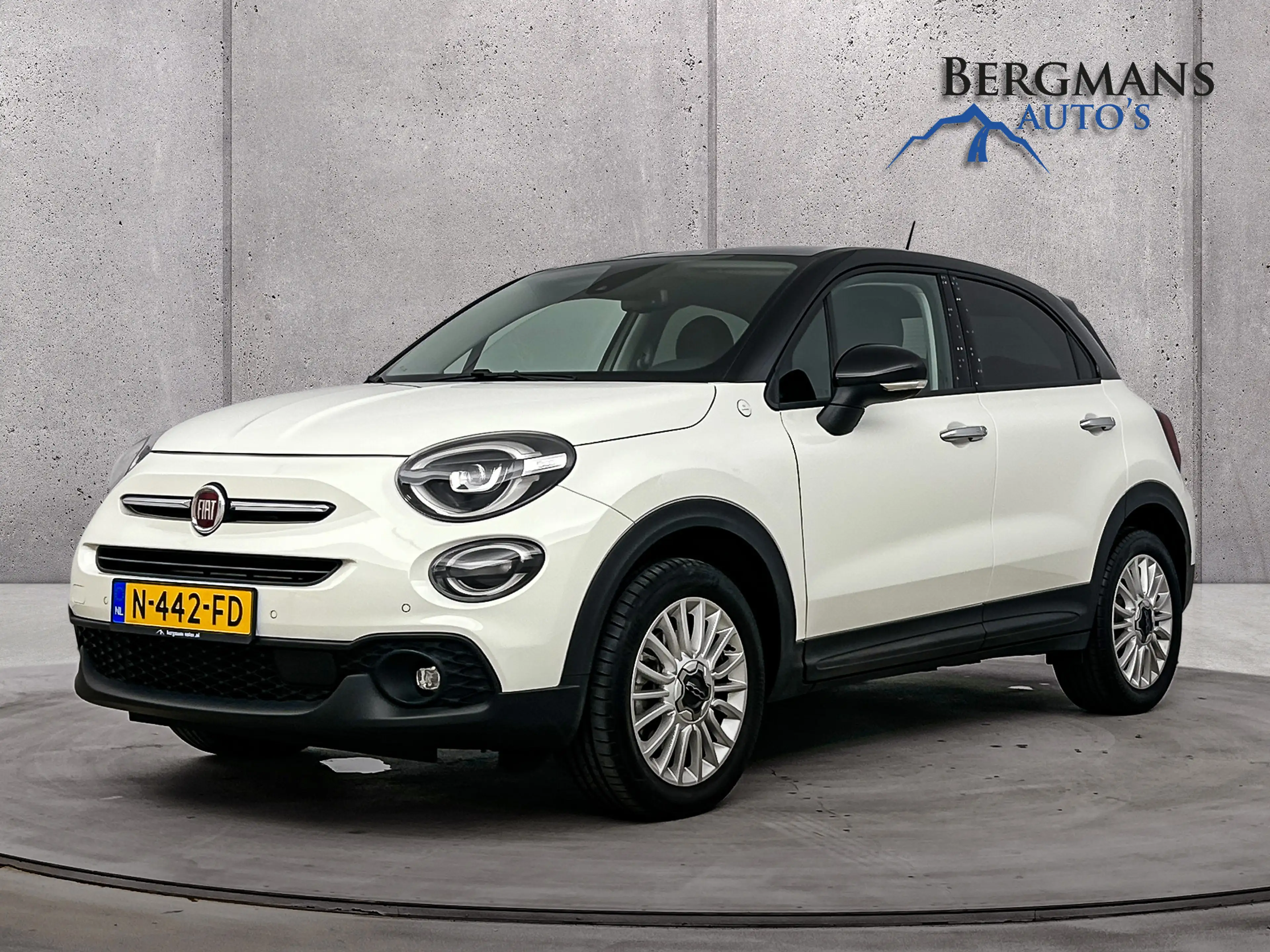 Fiat 500X - 1.3 FireFly Turbo 150 Hey Google // TREKHAAK //