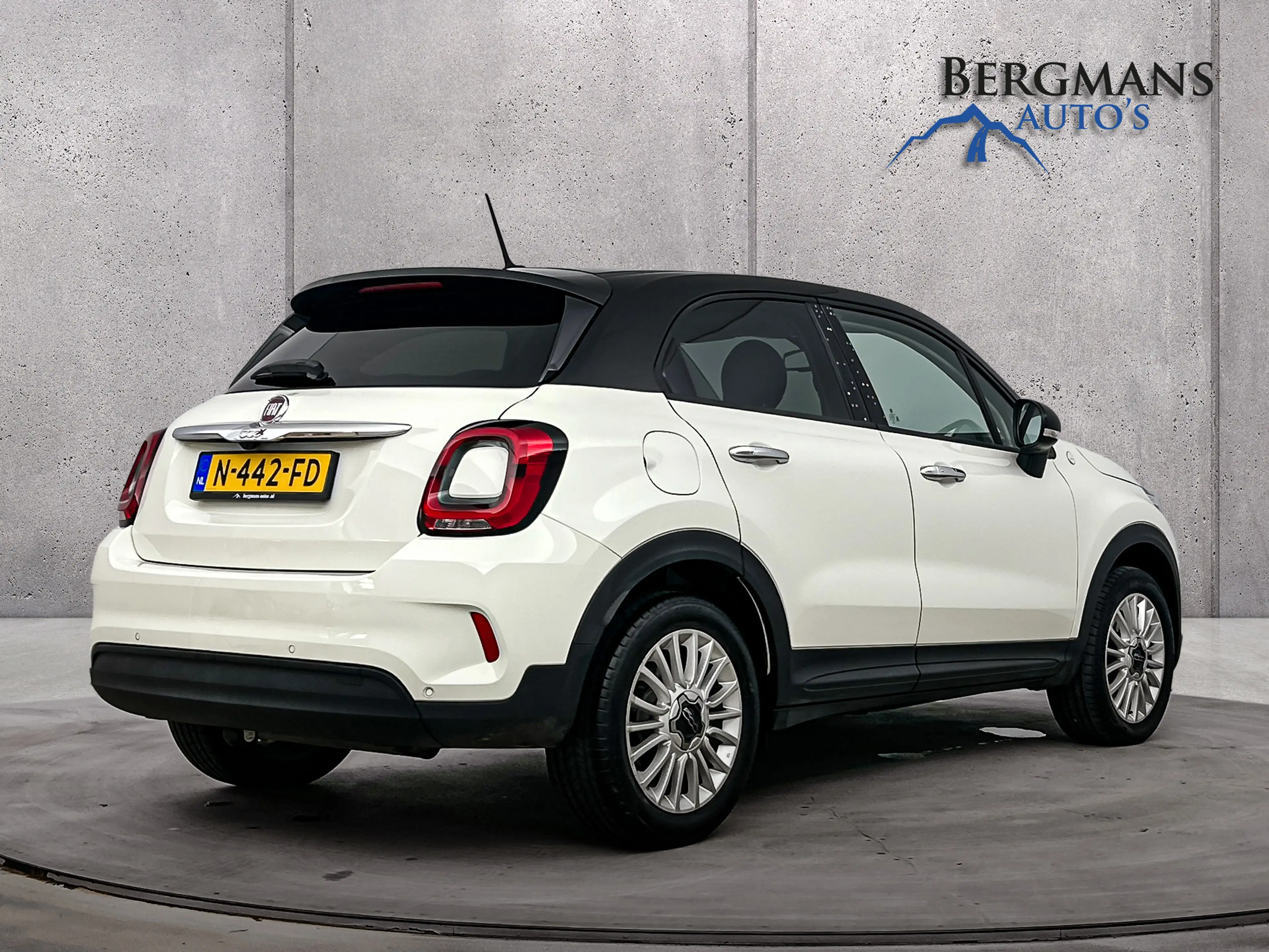 Fiat 500X - 1.3 FireFly Turbo 150 Hey Google // TREKHAAK // — photo 2