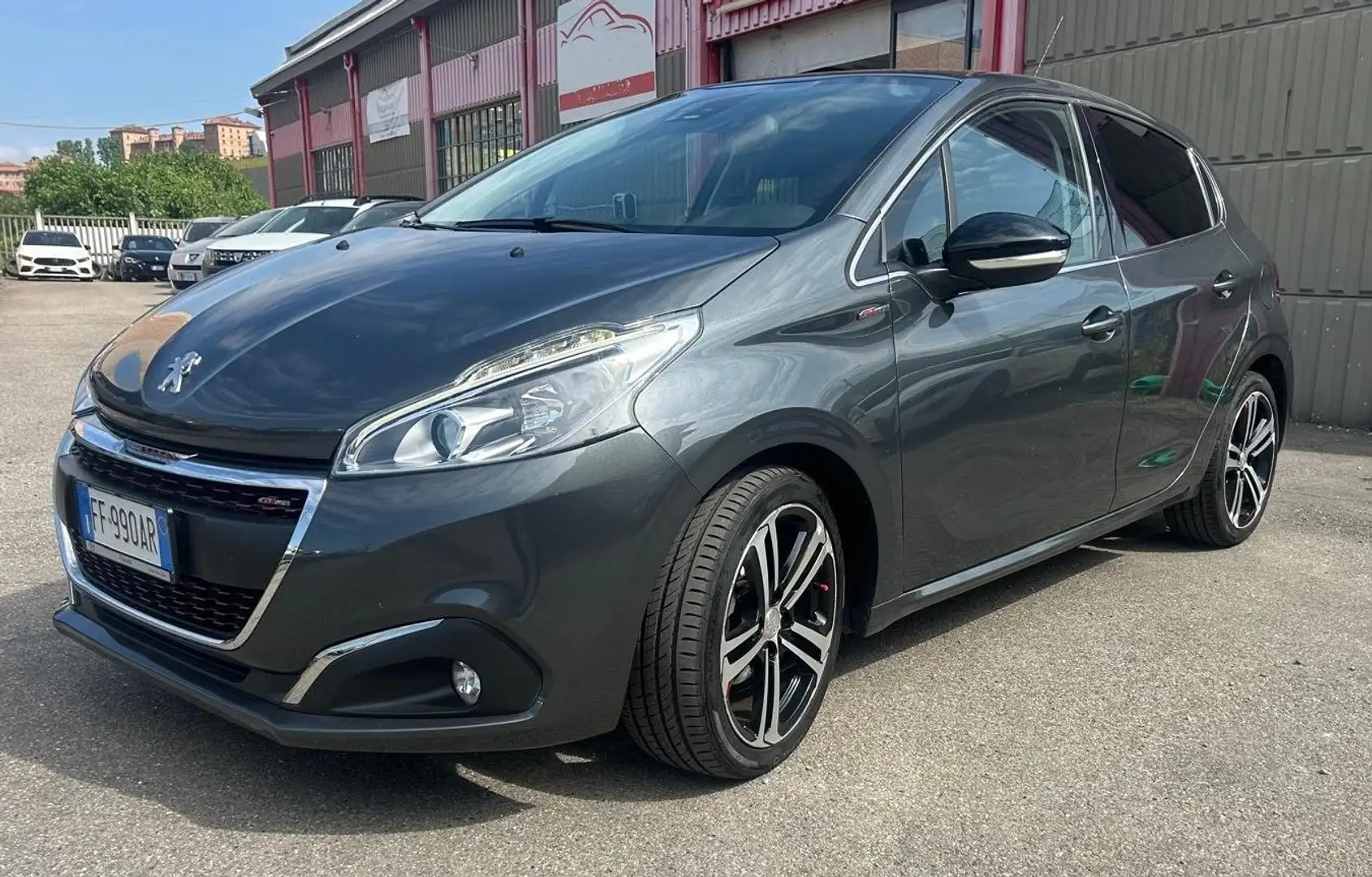 Peugeot 208 208 5p 1.6 bluehdi GT Line s EURO 6B  OK NEOPATENT Grijs - 1
