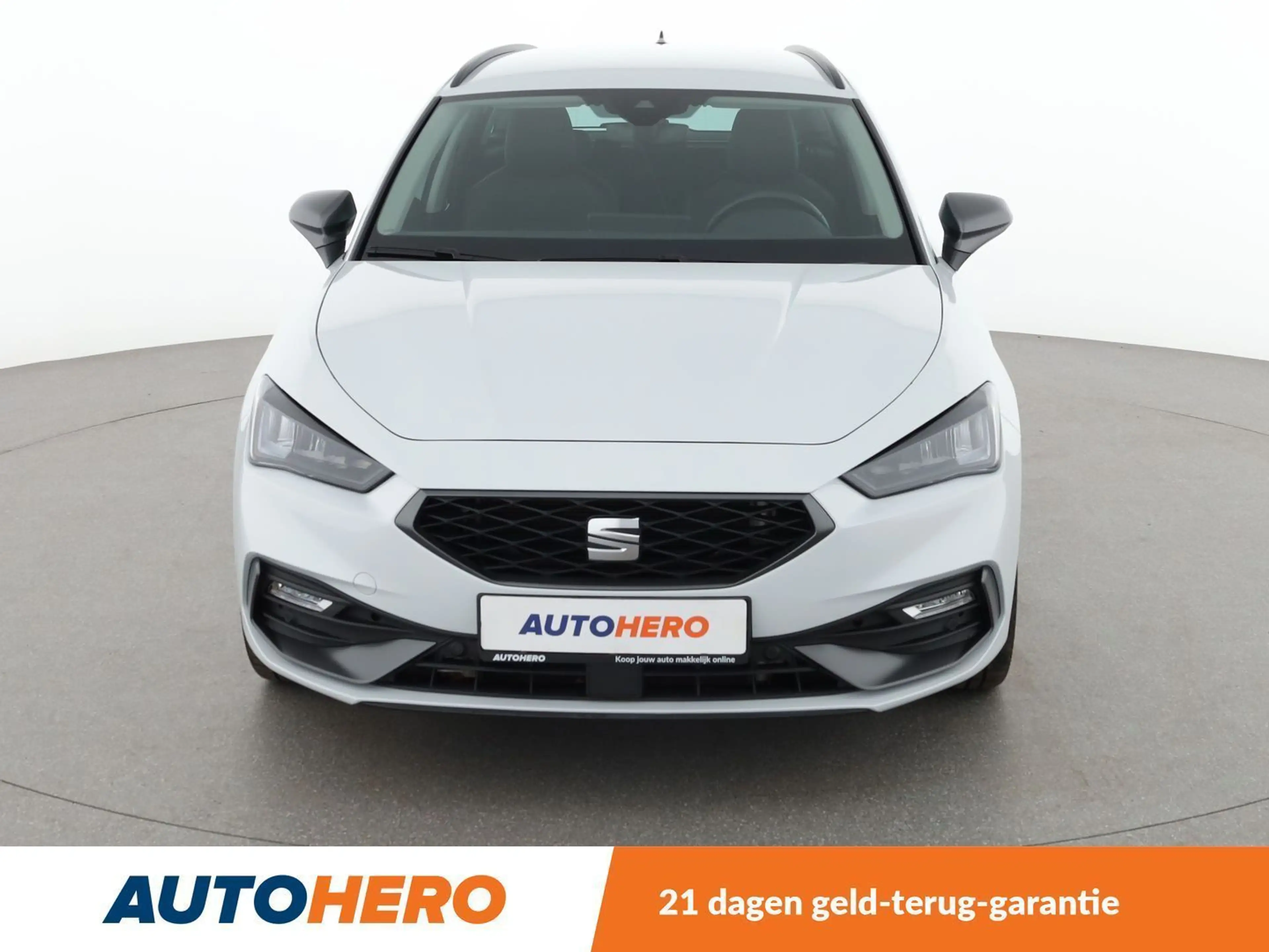SEAT Leon e-Hybrid 1.4 TSI e-HYBRID FR — photo 9