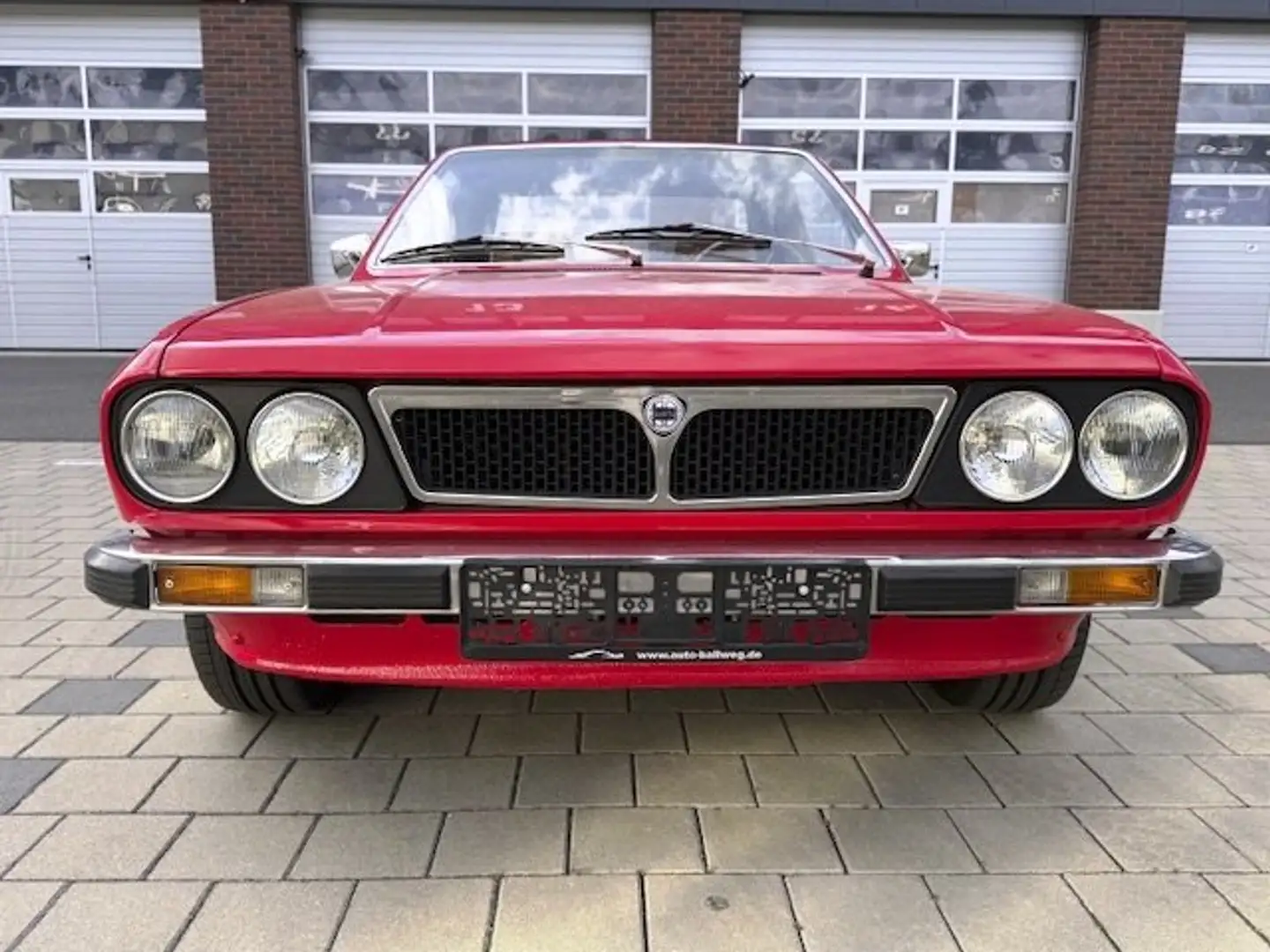 Lancia Beta 2000 Spider - 1