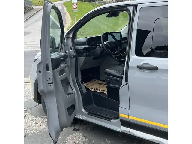 Ford Transit Custom TRAIL Allradantrieb DK L1H1 Aut. Ansicht 17