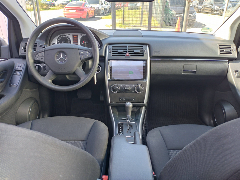 Mercedes-Benz B 200 B 200 +1Hd+Navi+AHK+PDC+Panorama+SHZ+Temp++ — photo 2