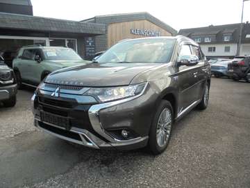 PHEV Spirit 4WD gepflegt