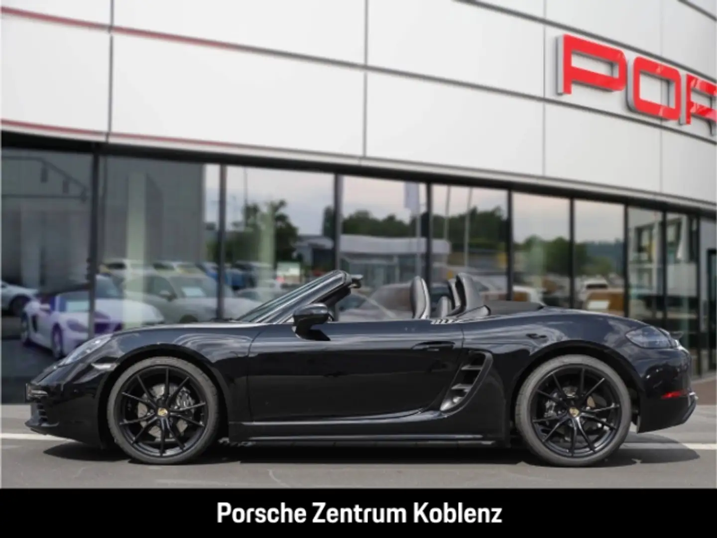 Porsche Boxster 718 Schwarz - 2