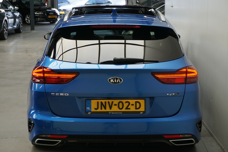 Kia Ceed SW / cee'd SW Sportswagon 1.6 CRDi MHEV GT-PlusLine. AUTOMAAT! B — photo 18