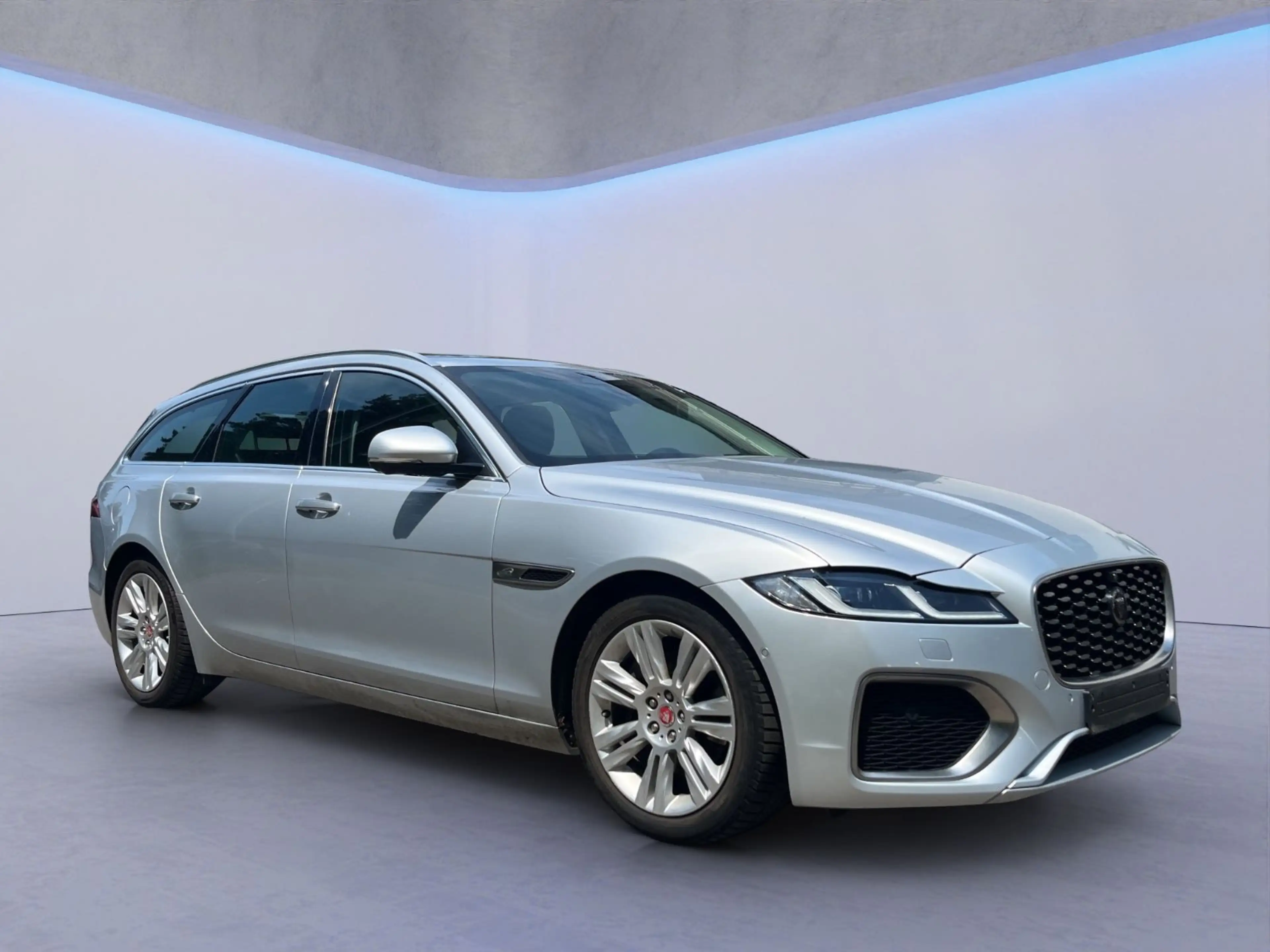 Jaguar XF Sportbrake Leder/Pano+SHD/SHZ/Kamera+2xPDC+++ — photo 7