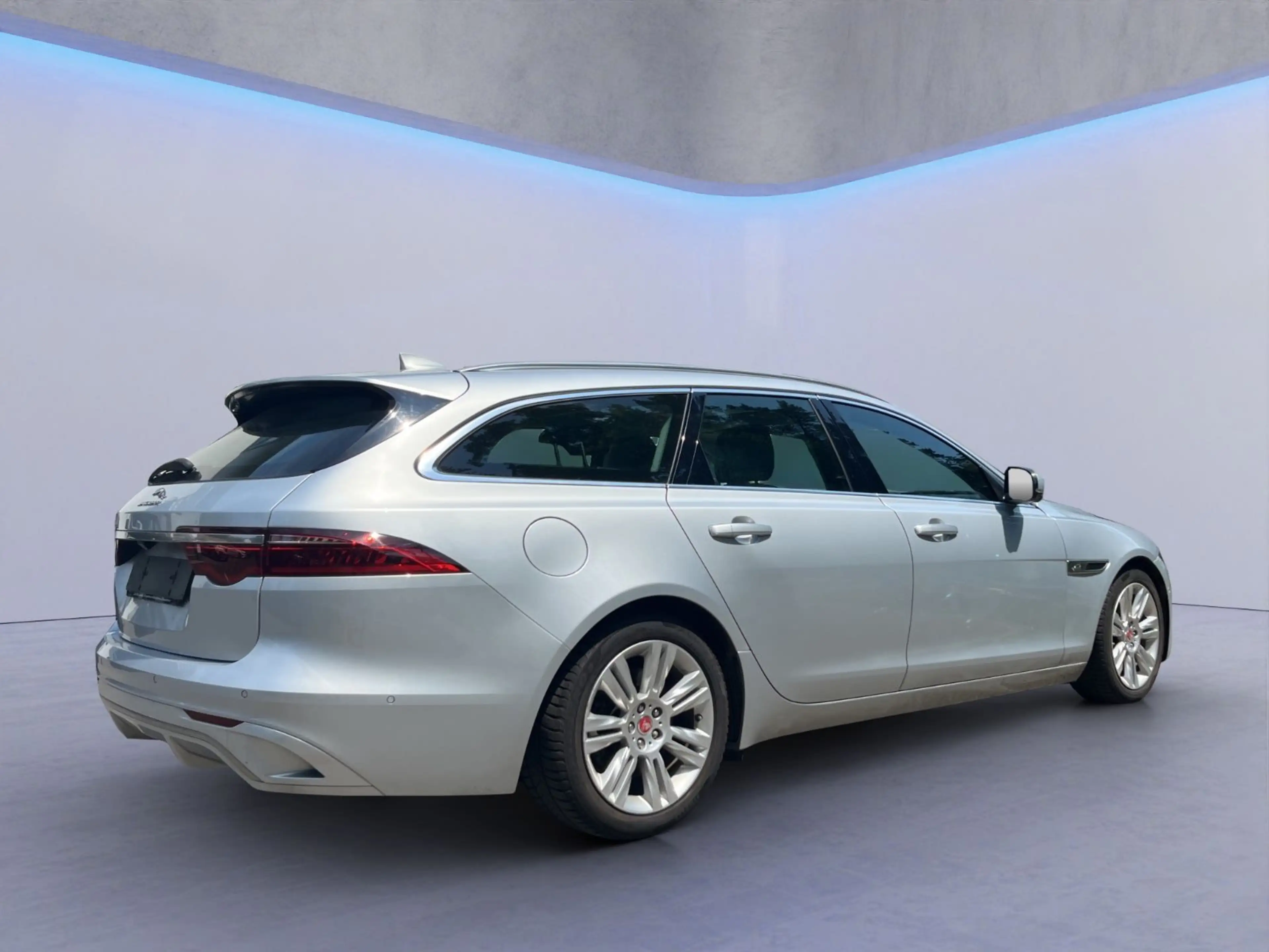 Jaguar XF Sportbrake Leder/Pano+SHD/SHZ/Kamera+2xPDC+++ — photo 4