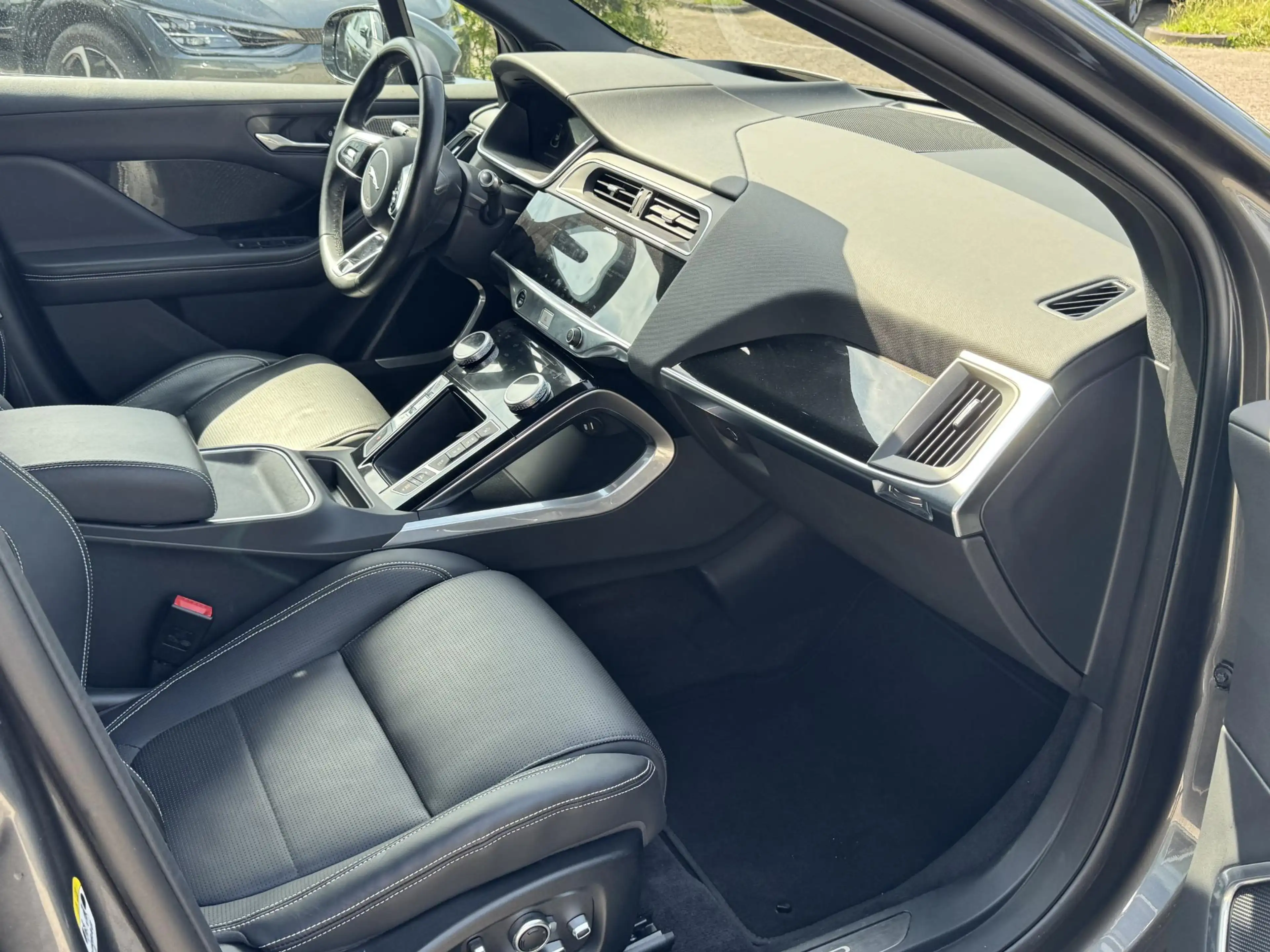 Jaguar I-Pace EV400 HSE 90 kWh — photo 13