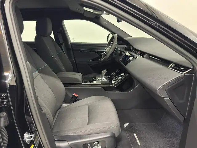 Land Rover Range Rover Evoque view 3