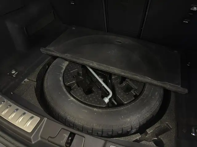 Land Rover Range Rover Evoque view 13