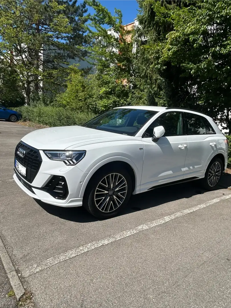 Audi Q3 40 TFSI quattro S tronic line Service neu Weiß - 1