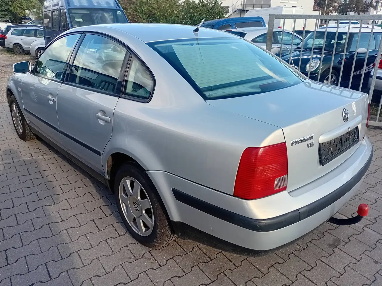 Volkswagen Passat 1.6 HU & AU 05-2027, foto 3
