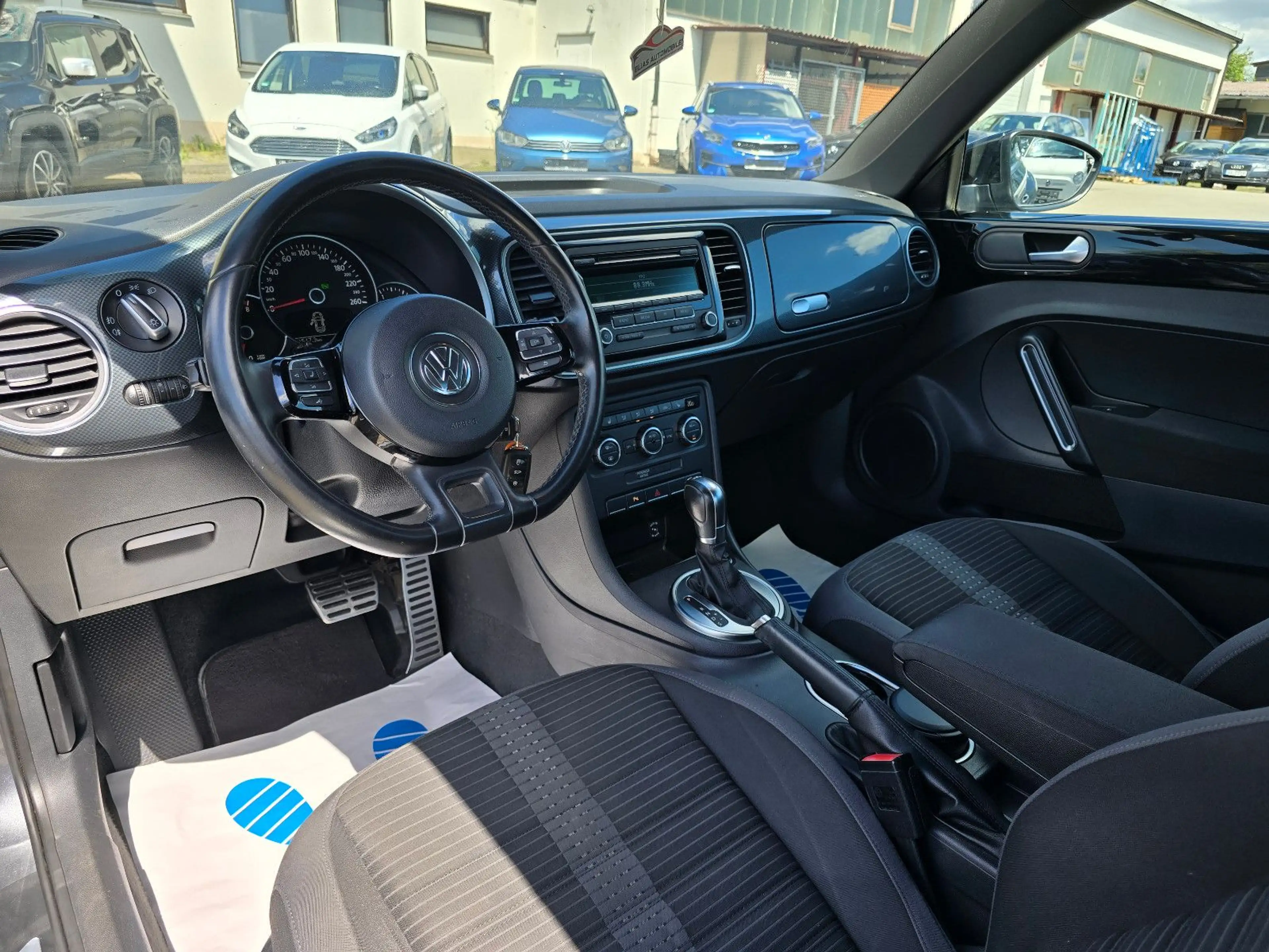 Volkswagen Beetle Lim. Sport — photo 12