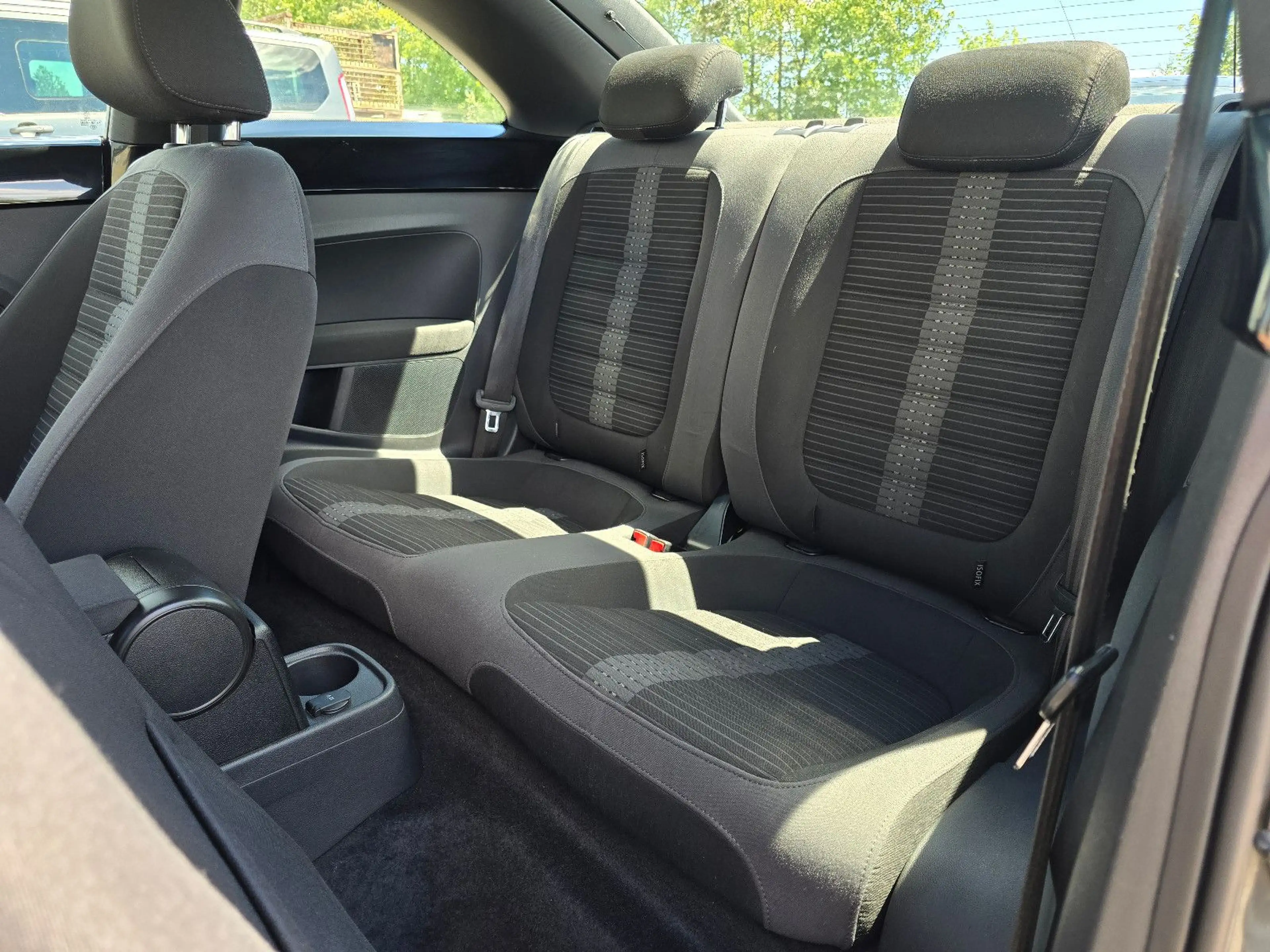 Volkswagen Beetle Lim. Sport — photo 11