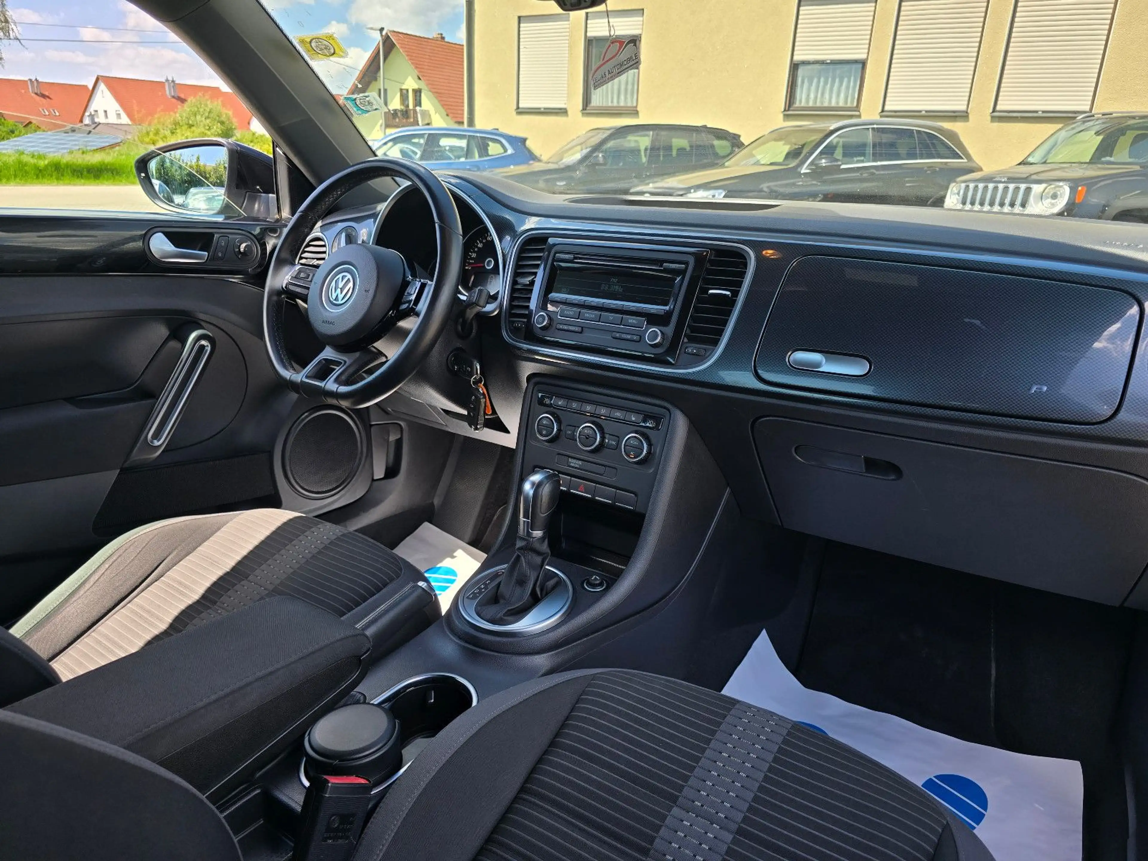 Volkswagen Beetle Lim. Sport — photo 14