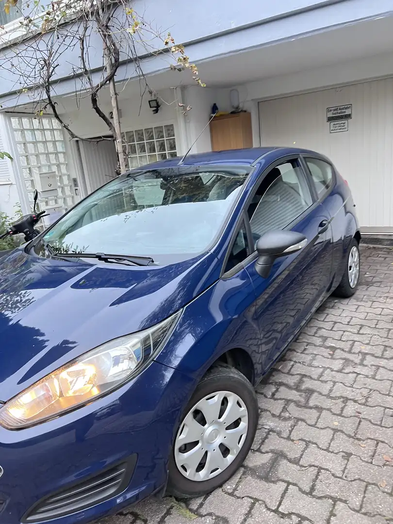 Ford Fiesta Fiesta  3-Türer 1.25 Titanium Синій - 2