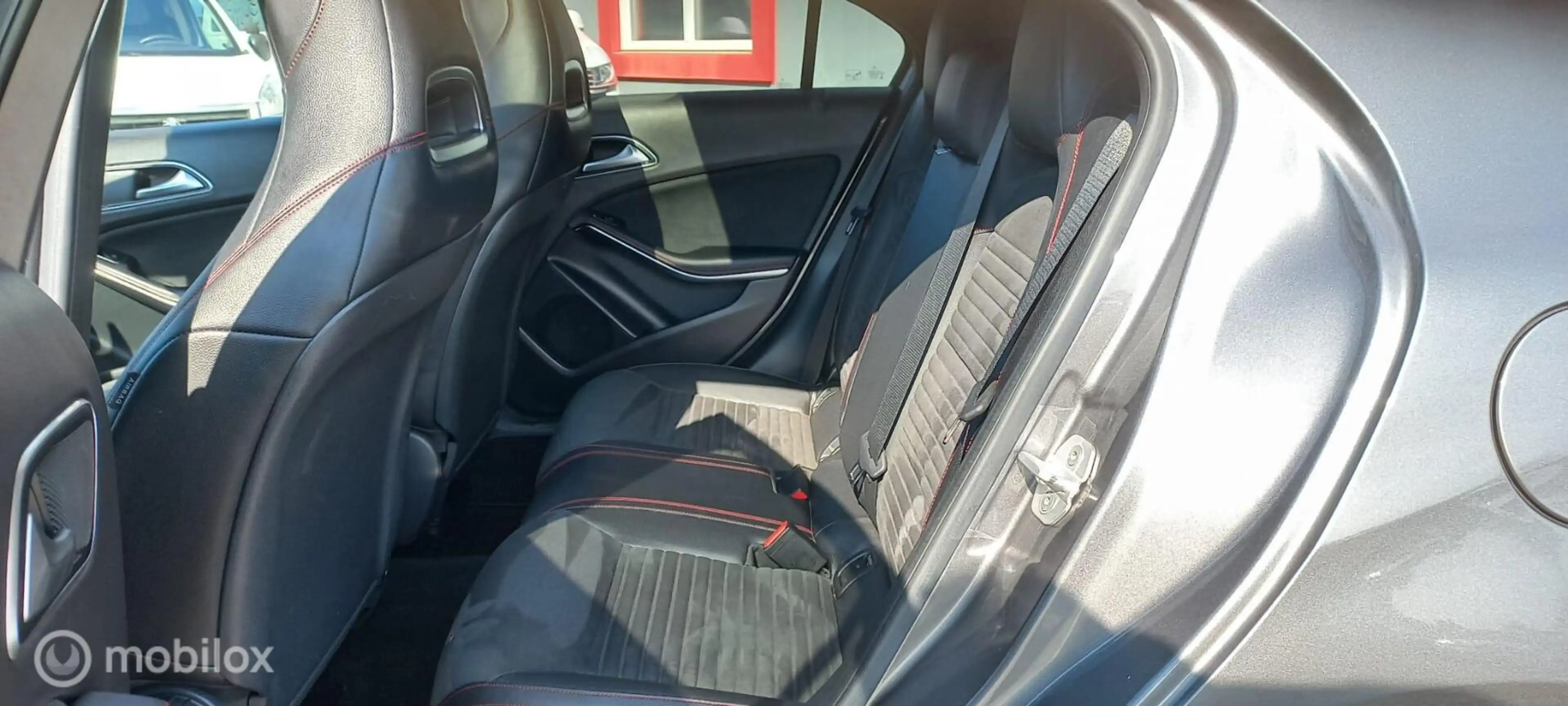 Mercedes-Benz A 180 Prestige — photo 13