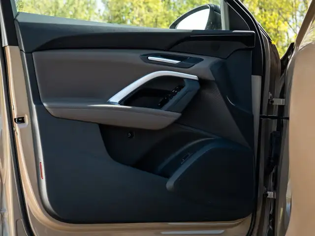Audi Q5 view 15