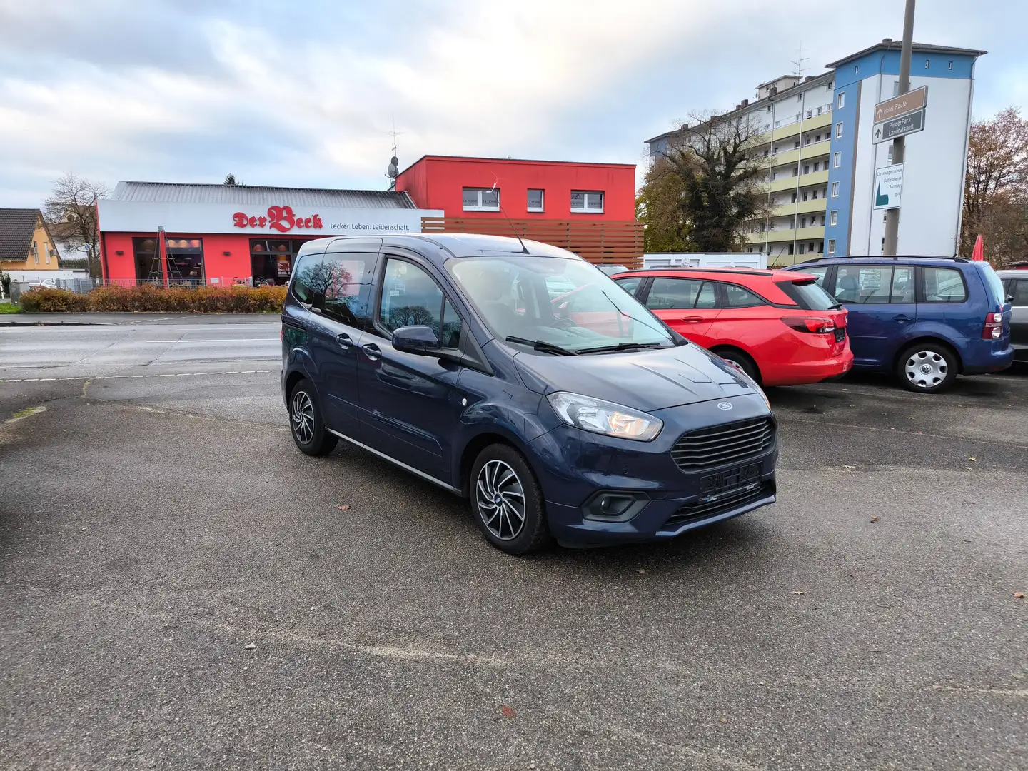 Ford Tourneo Courier Trend  Sonderausstattung Bleu - 2