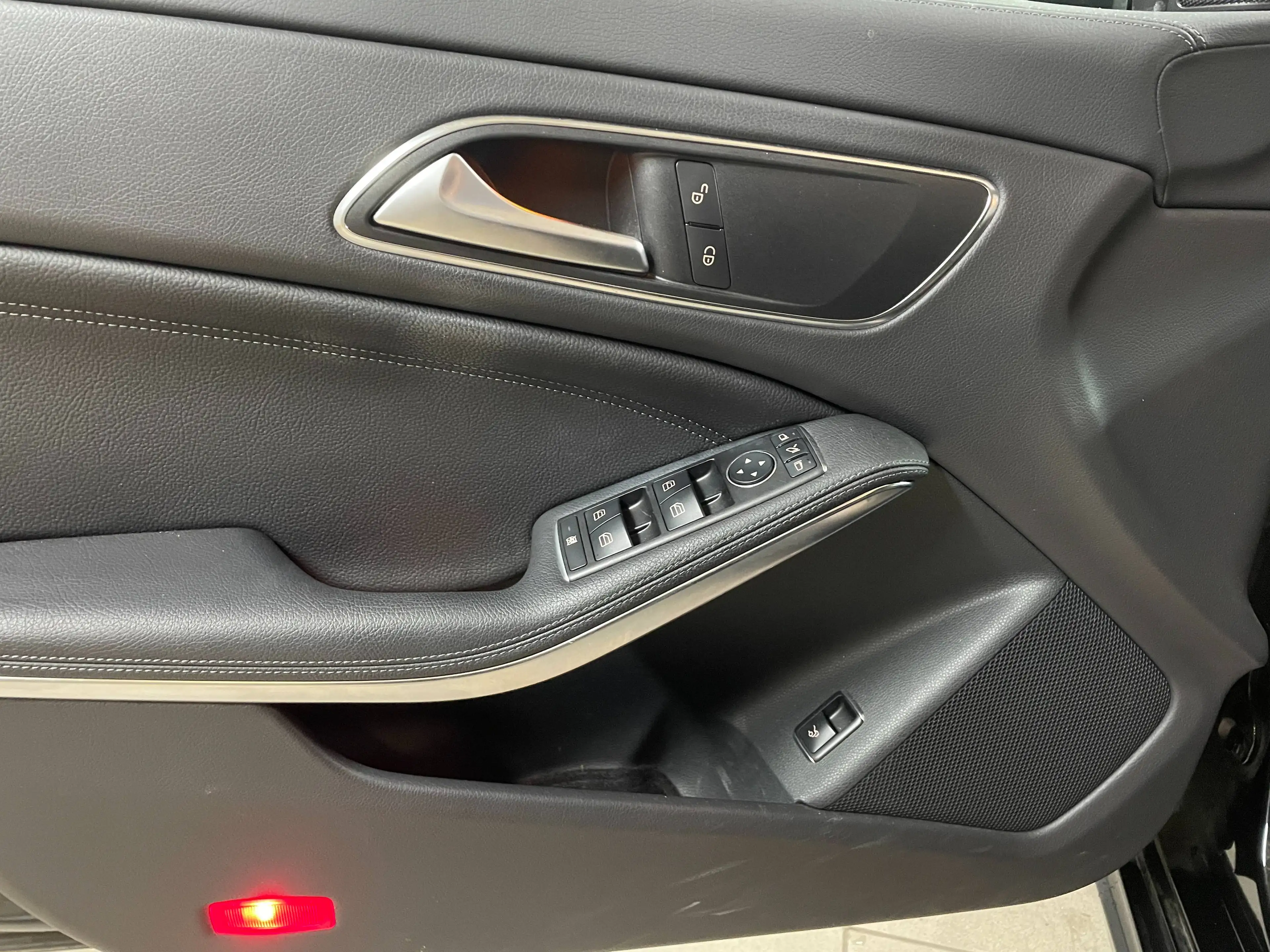 Mercedes-Benz CLA 200 CLA 200 CDI / d (117.308) — photo 9