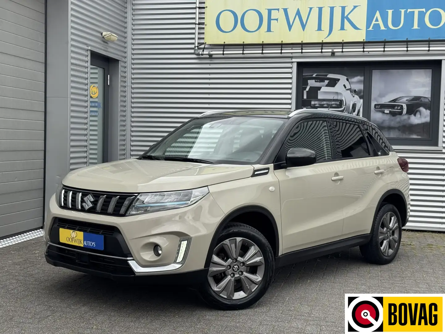 Suzuki Vitara 1.4 Boosterjet Hybrid Select Clima Camera CarPlay Brązowy - 1