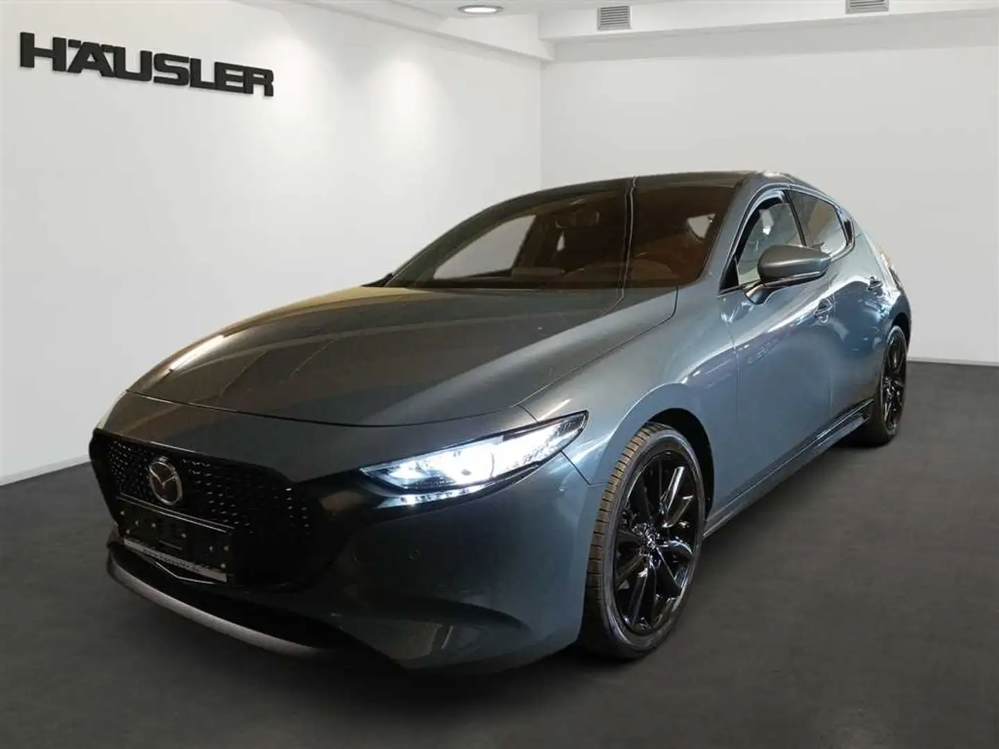 Mazda 3 Selection 2.0 M Hybrid CarPlay Kamera LED Navi ACC siva - 1