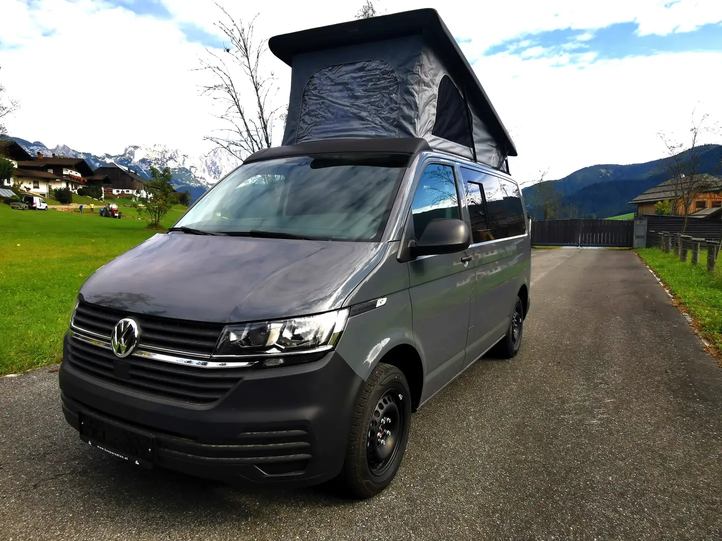 Volkswagen T6.1 California Camper - Schlafdach - NEUFAHRZEUG -Solar -Ocean Grau - 1