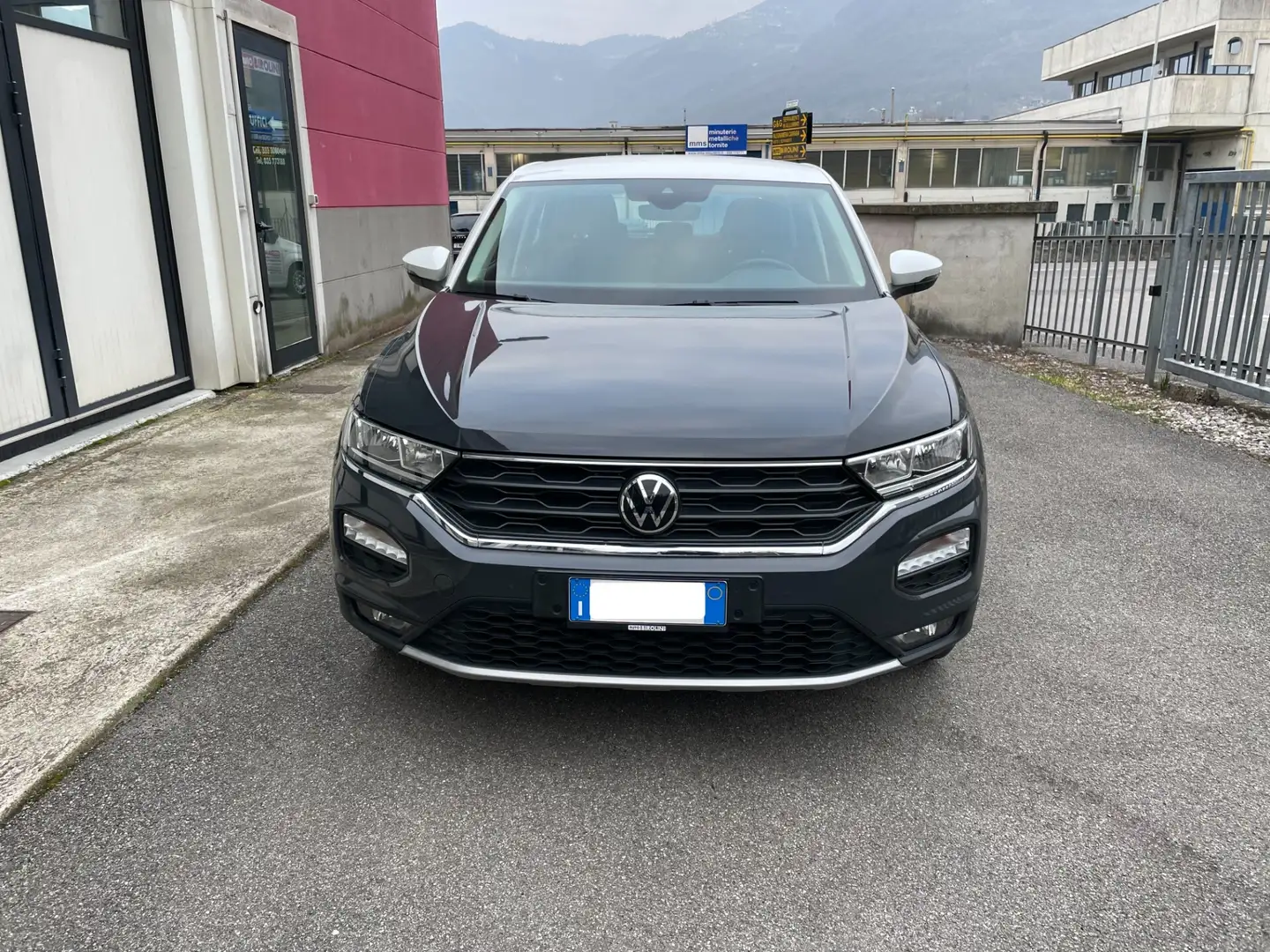 Volkswagen T-Roc T-Roc 1.0 TSI Style Grau - 2