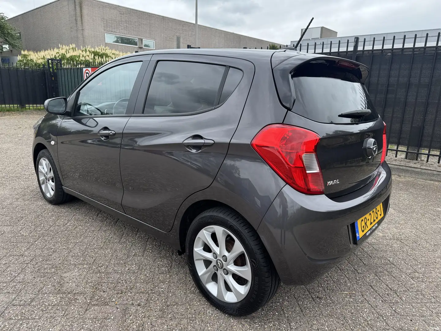 Opel Karl 1.0 ecoFLEX Cosmo Halfleer/Clima/LMV/Stoelverw Grijs - 2