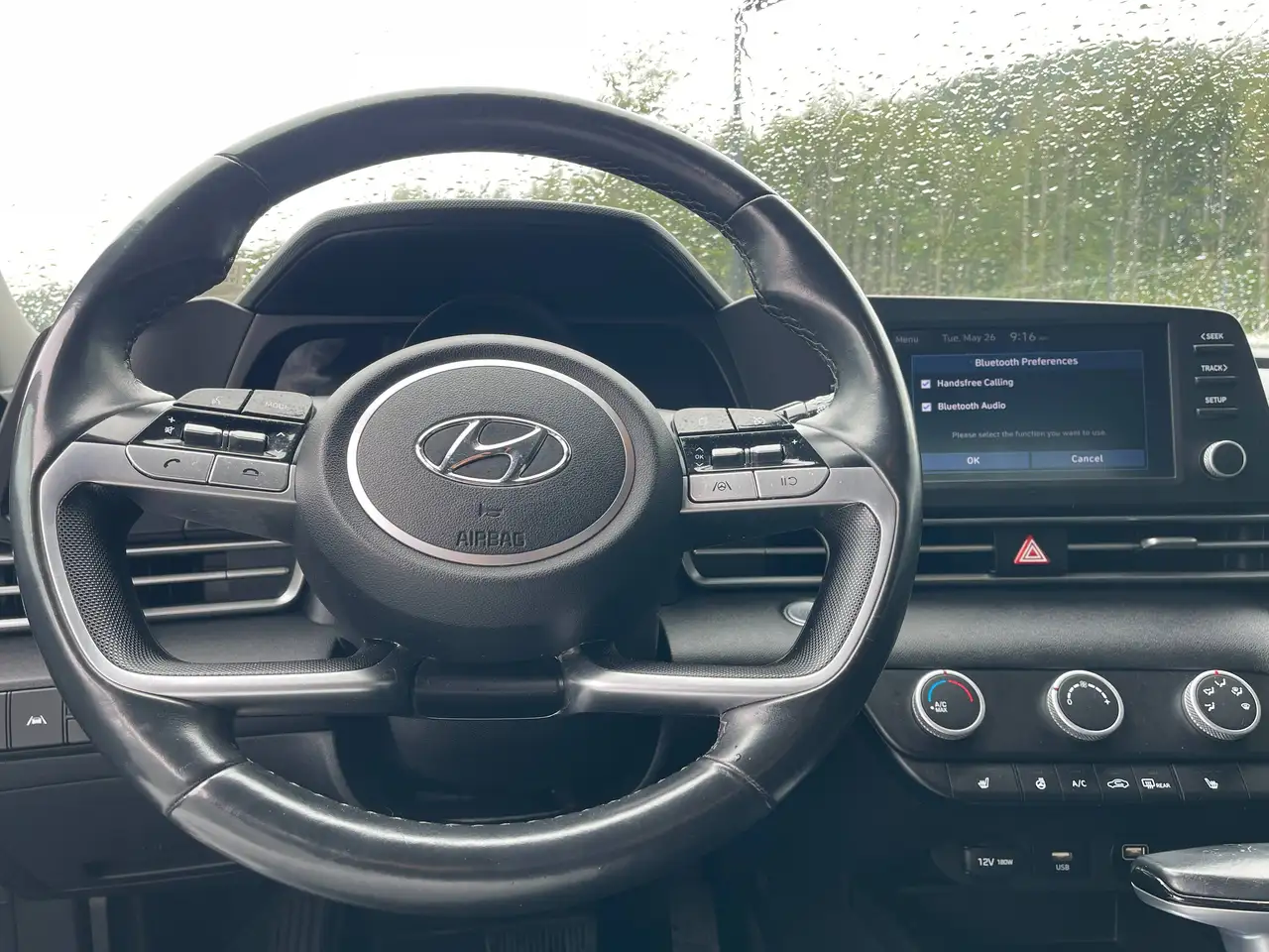 Hyundai ELANTRA снимка Hyundai ELANTRA