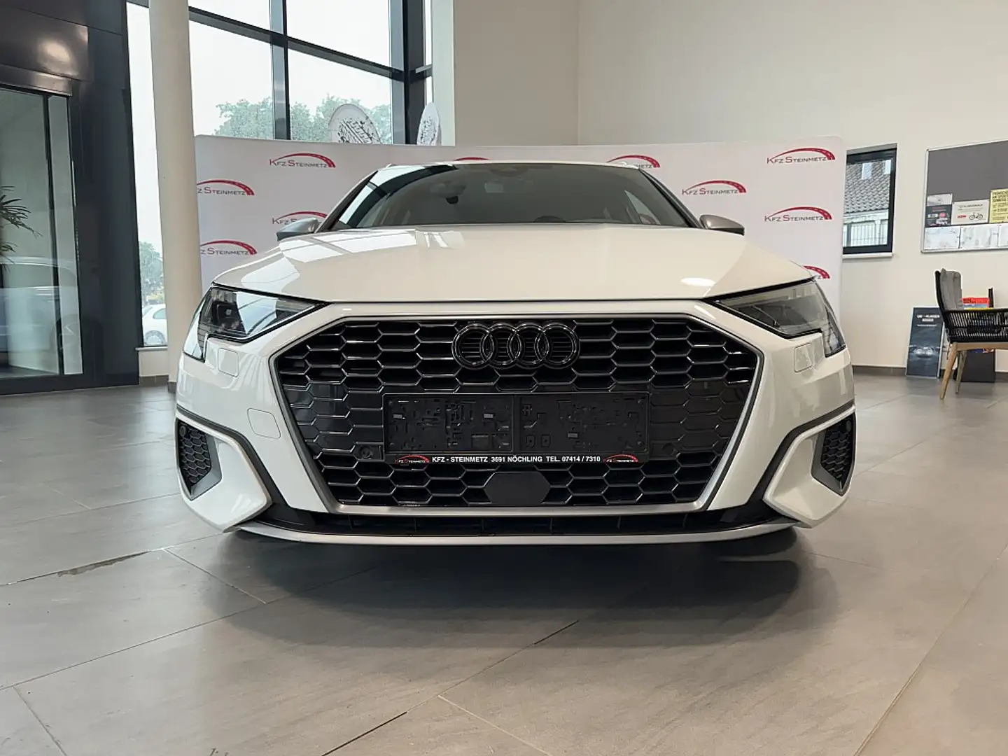 Audi A3 SB 35 TFSI S-line S-tronic Weiß - 2
