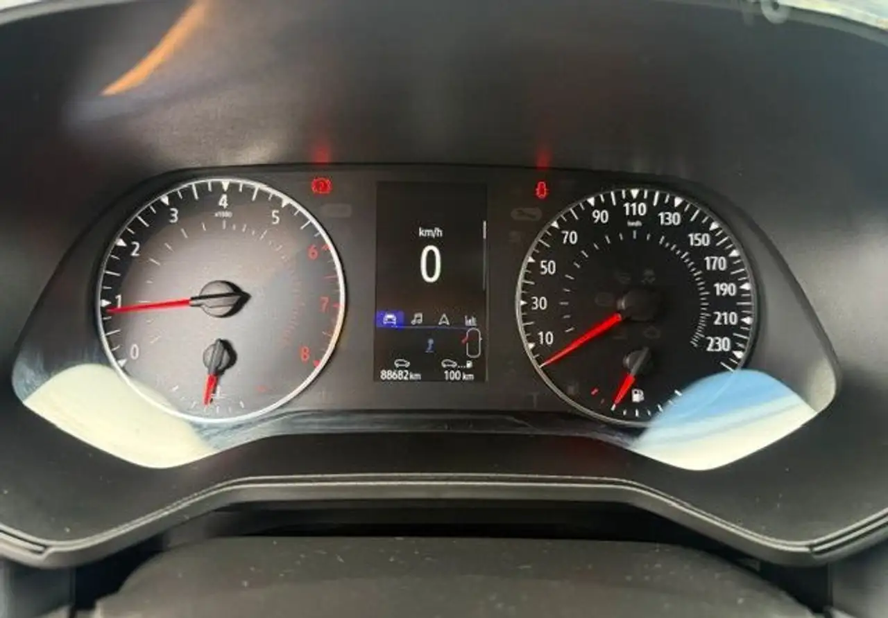 Renault Clio Citadine 5 portes — photo 10