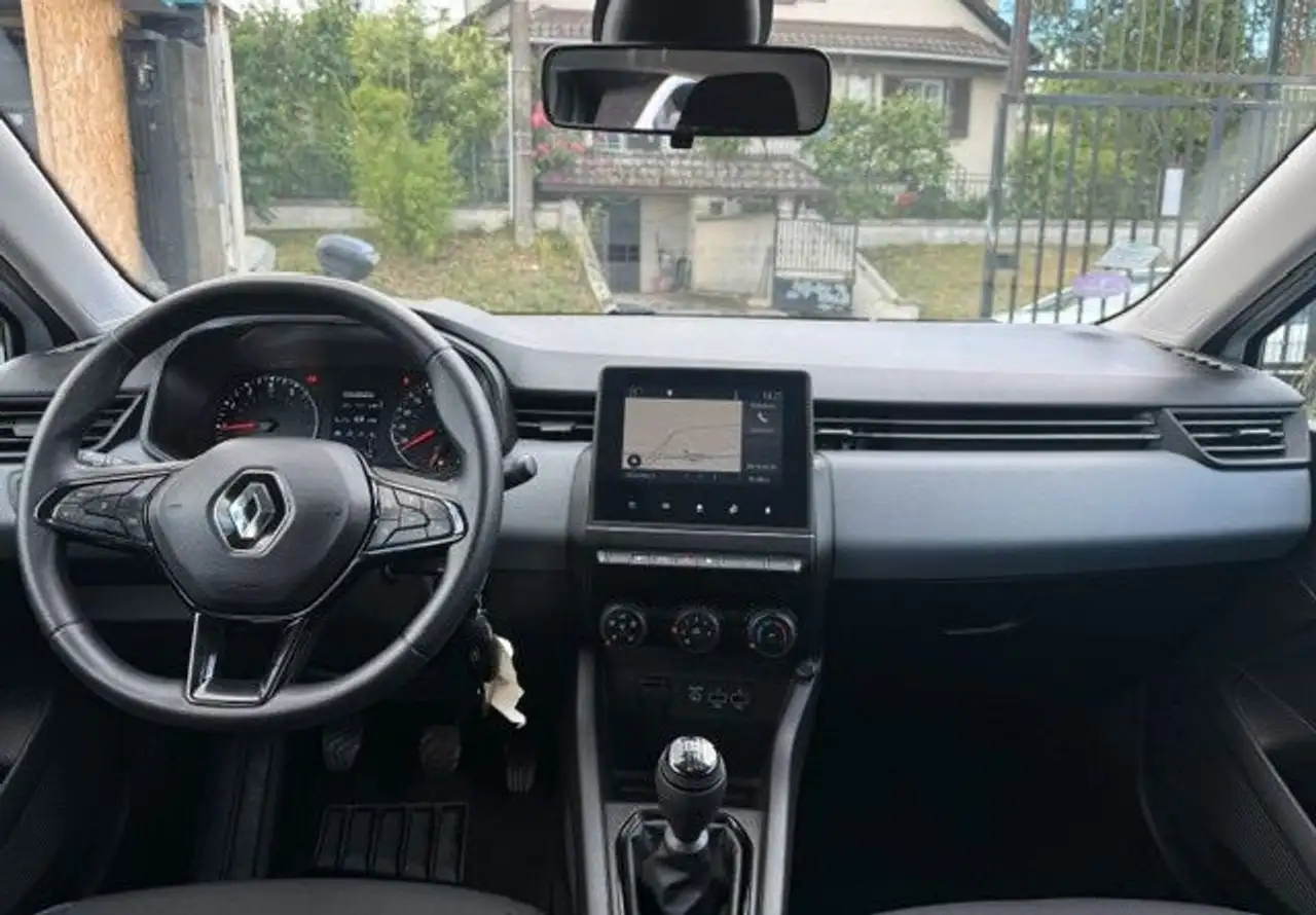 Renault Clio Citadine 5 portes — photo 7