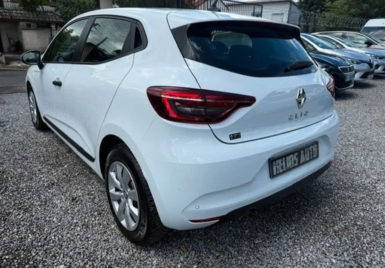 Renault Clio Citadine 5 portes — photo 6