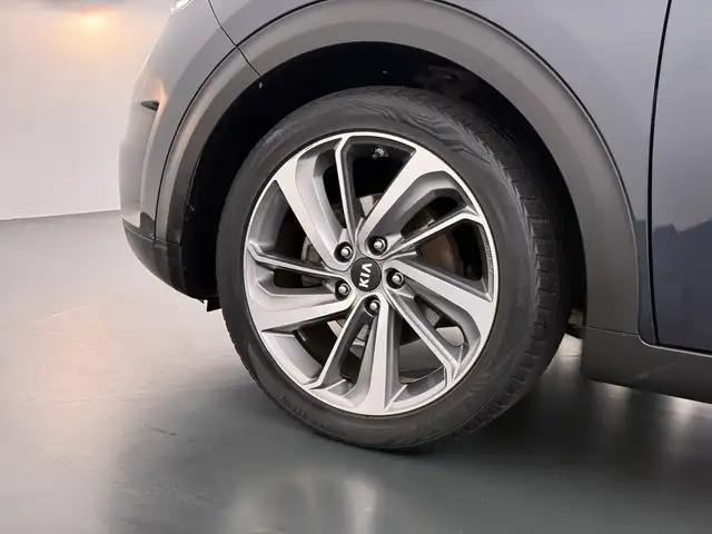 Kia Niro view 25