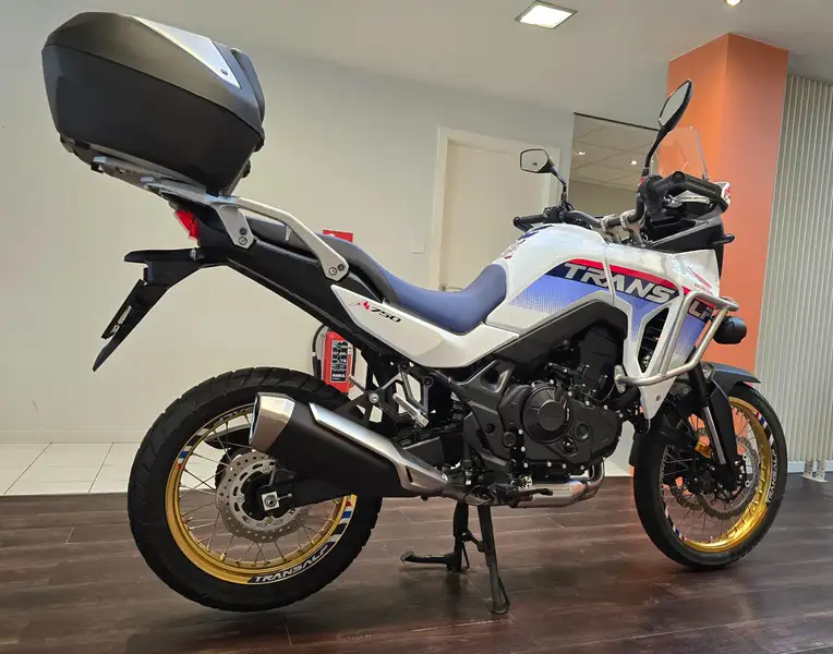 Honda Transalp - foto 3