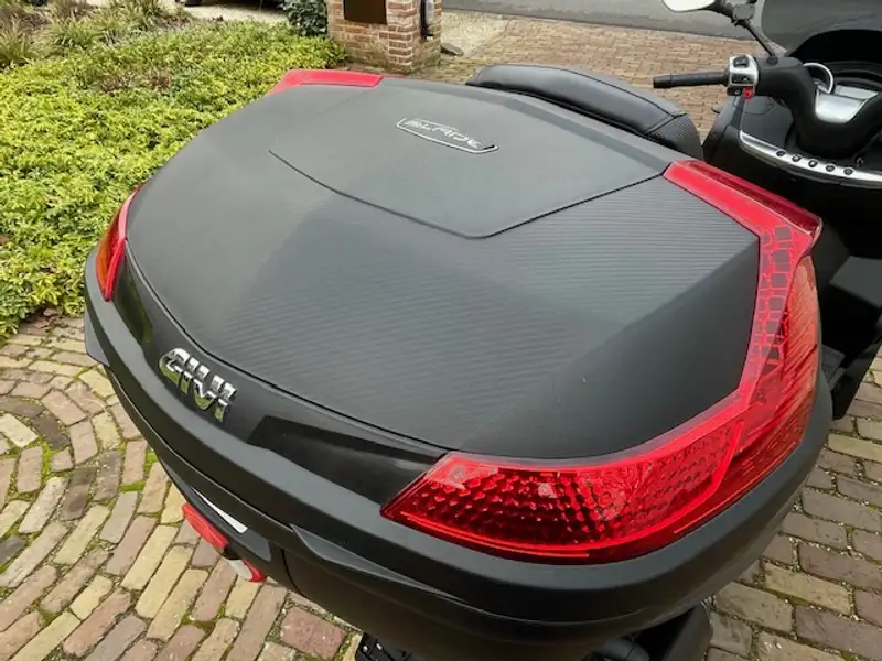 Piaggio MP3 500 - foto 6