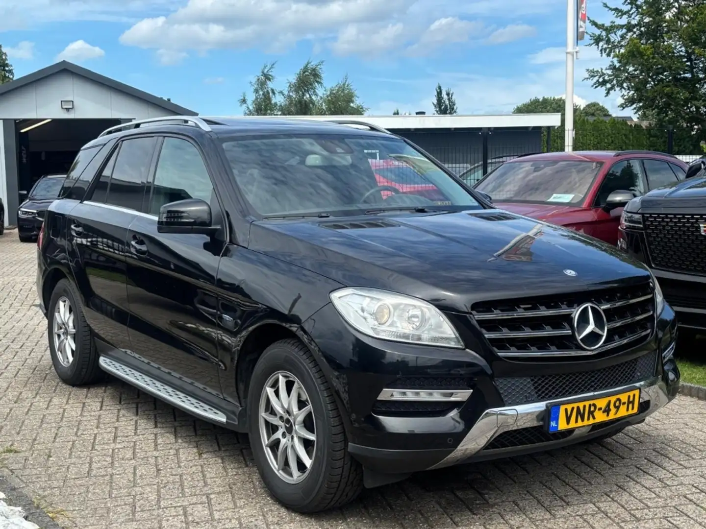 Mercedes-Benz ML 350 M-Klasse 2012 Grijs Kenteken Bedrijfsauto Zwart Zwart - 2