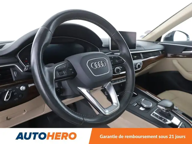 Audi A4 view 11